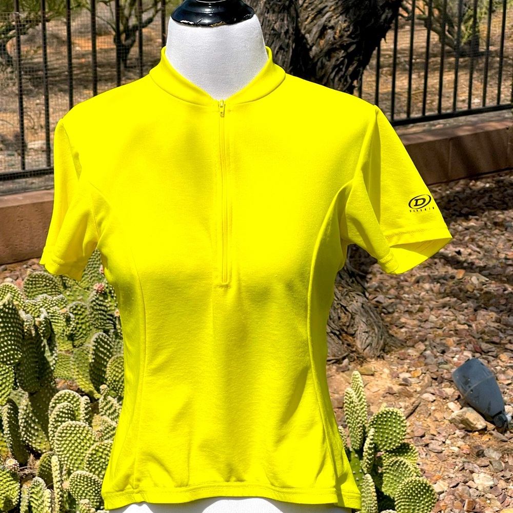 DANSKIN - Bright Yellow Women's Jersey Top